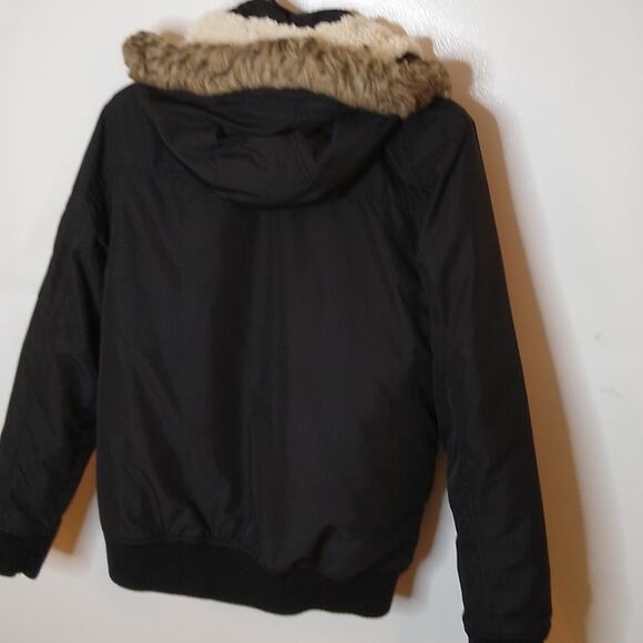 H&M juniors 13 /14 black hooded jacket. Warm - Picture 6 of 9